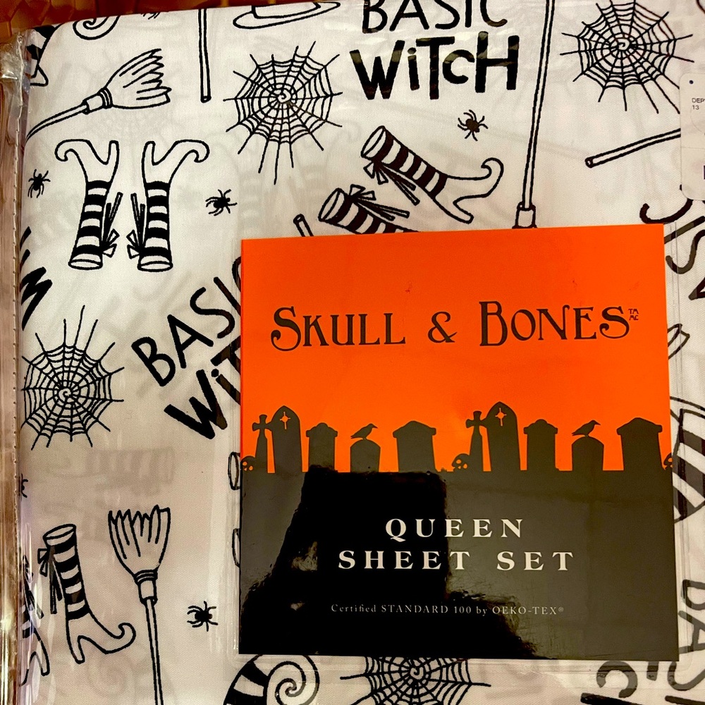 Basic Witch Queen Sheets